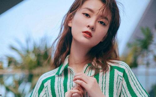 杨幂爆料乔欣视频播放,揭秘背后故事